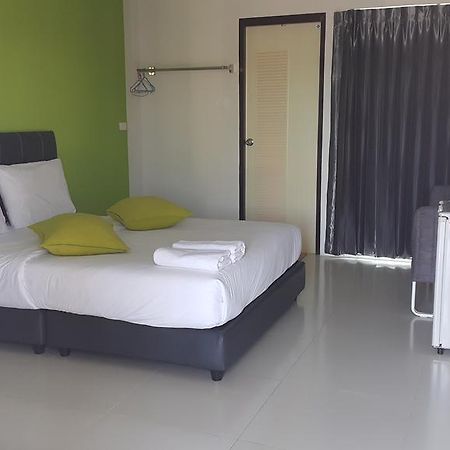 The Clover Lampang Esterno foto