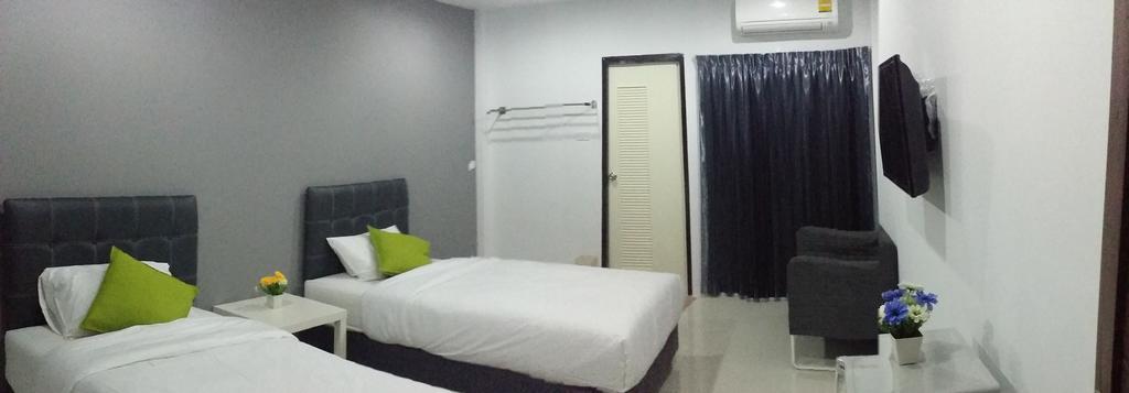 The Clover Lampang Esterno foto